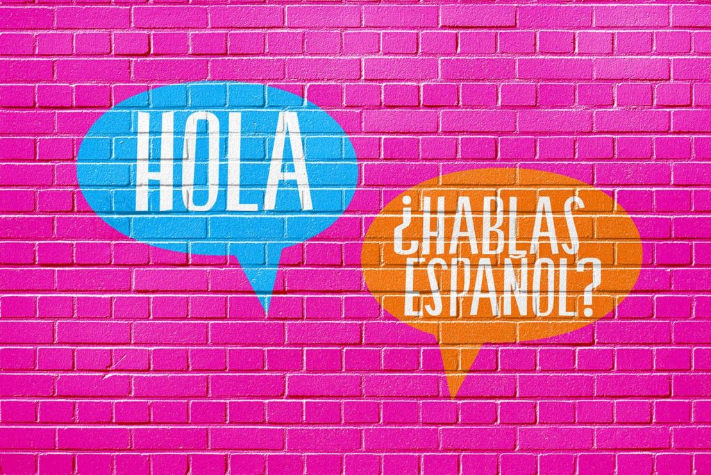 50 Useful Sentences in Spanish for Everyday Conversations