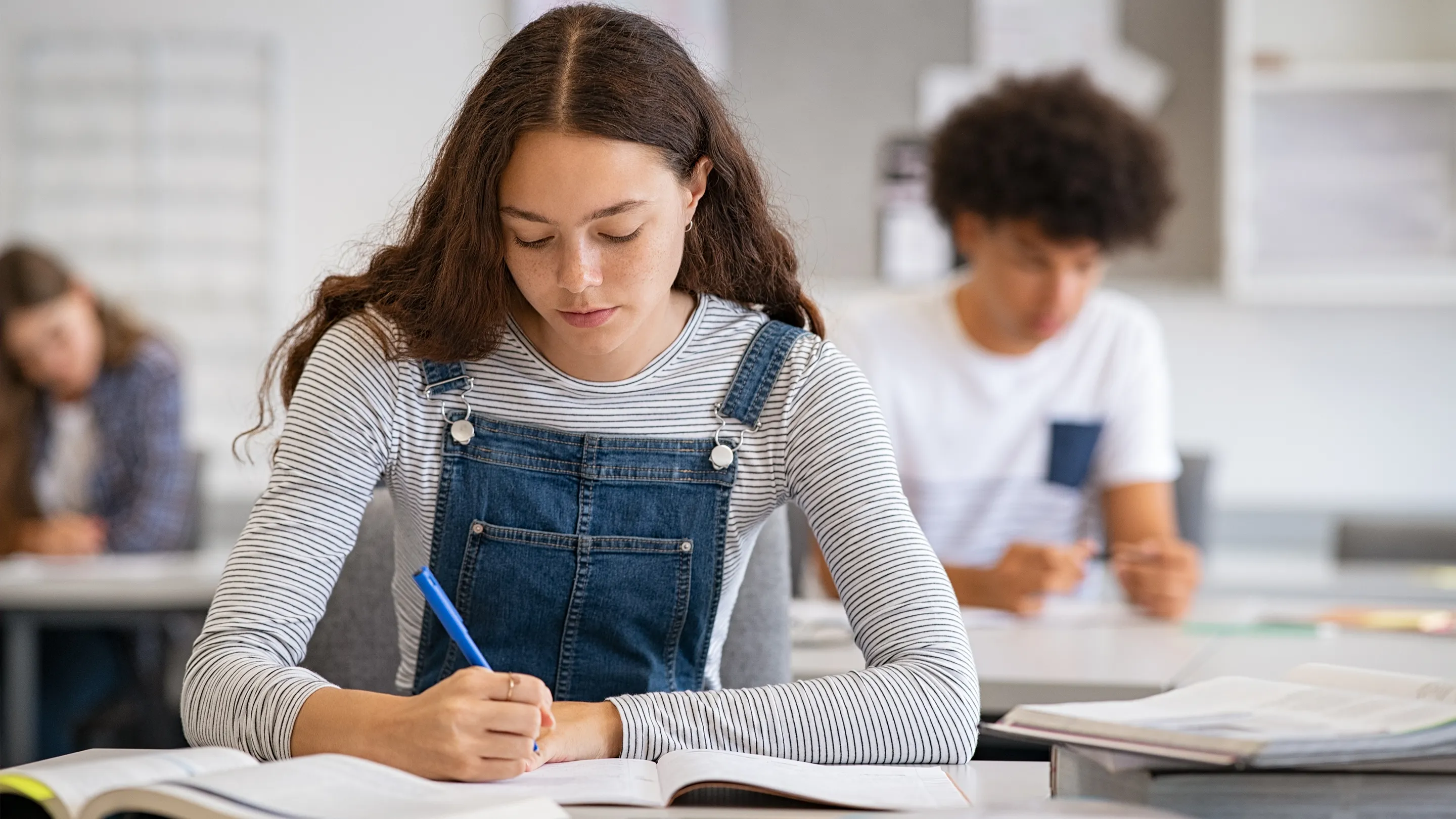 How to Start Learning Spanish Without Feeling Overwhelmed